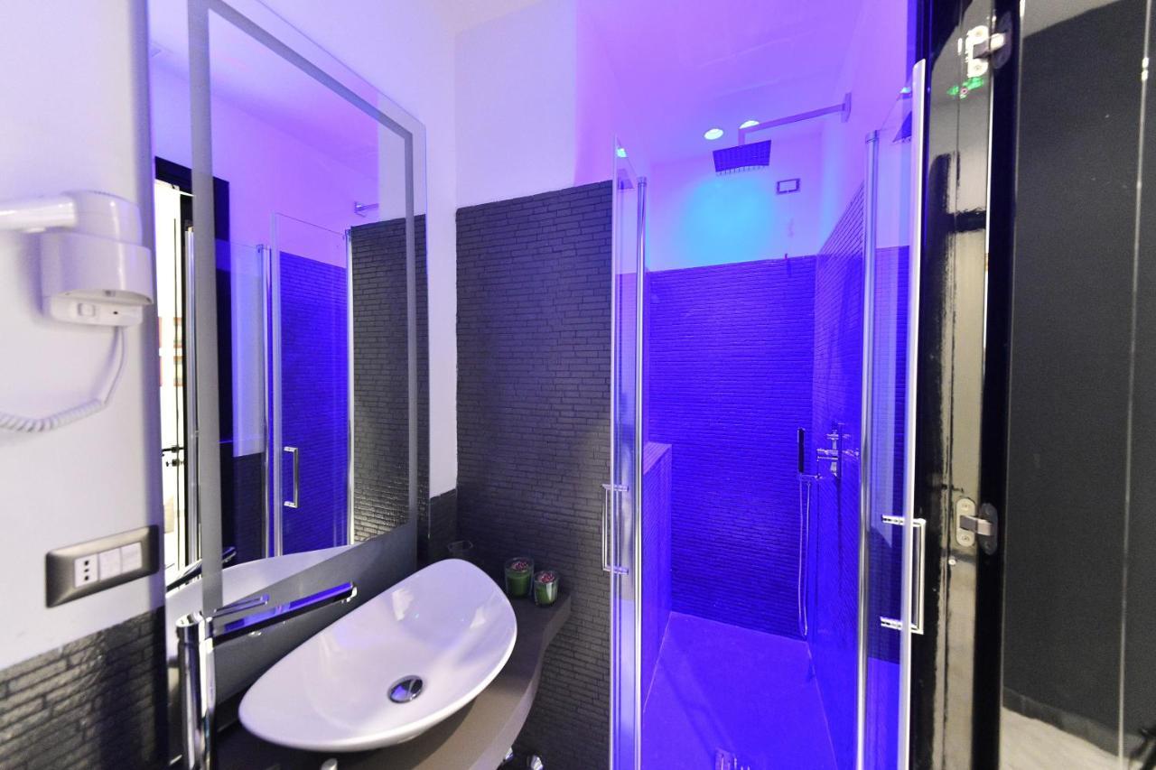 Domus 42 Hotel Naples Exterior photo