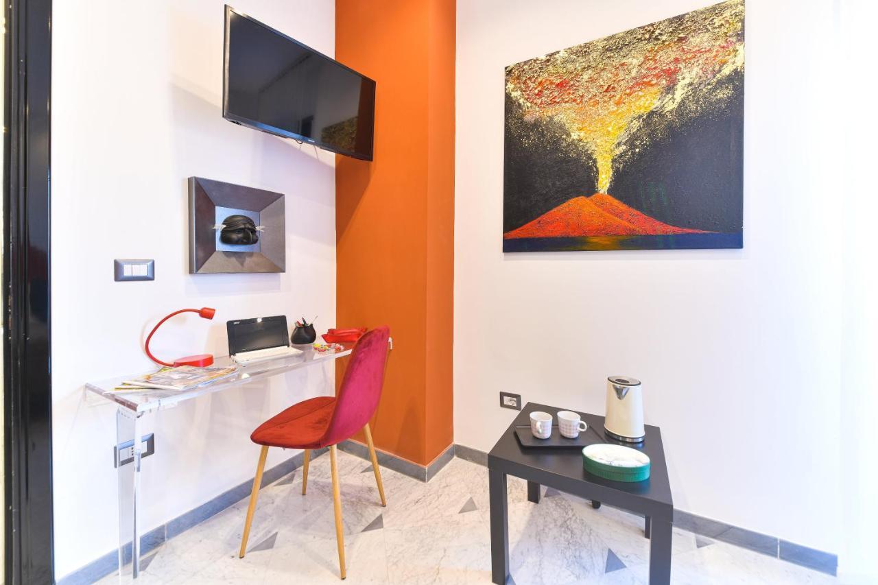 Domus 42 Hotel Naples Exterior photo